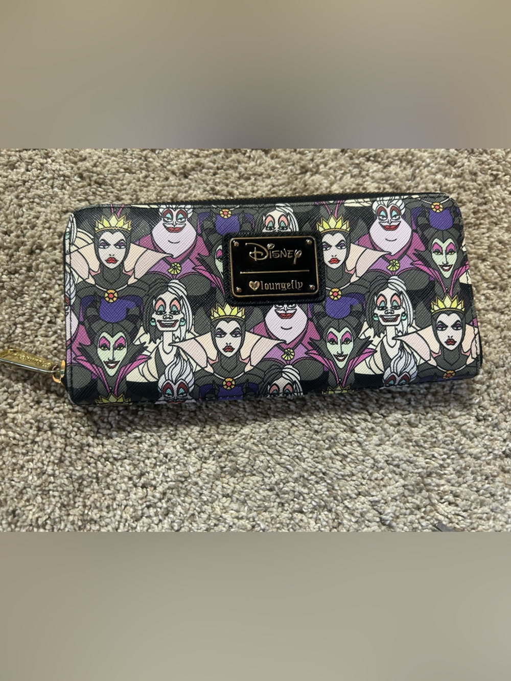 Loungefly x Disney Villains zip-around wallet